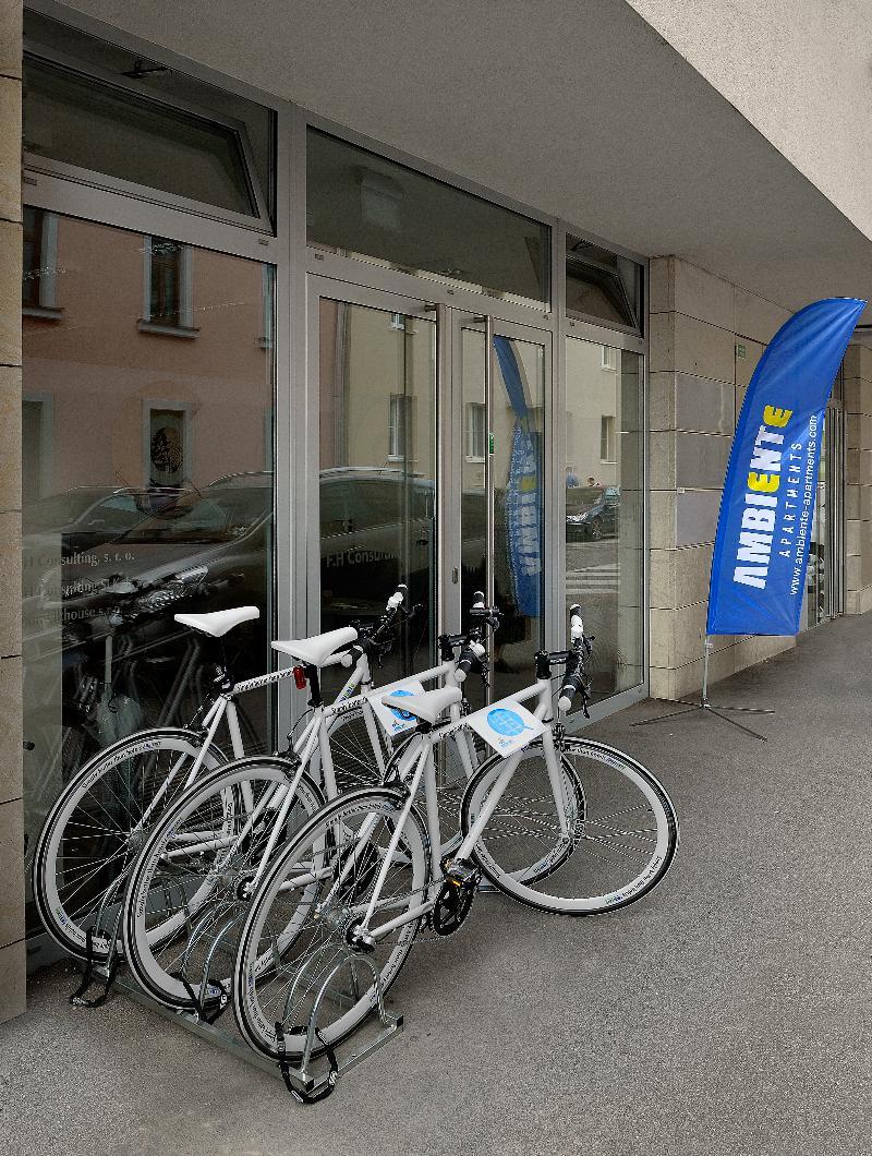 Ambiente Serviced Apartments - Dunajska Bratislava Luaran gambar
