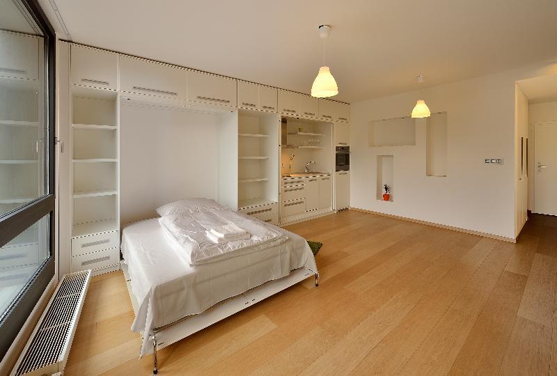 Ambiente Serviced Apartments - Dunajska Bratislava Luaran gambar
