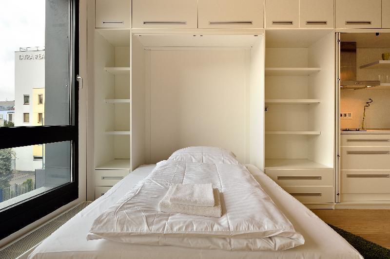 Ambiente Serviced Apartments - Dunajska Bratislava Luaran gambar